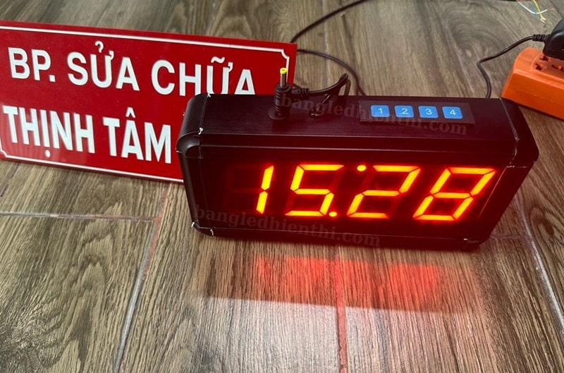đồng hồ điện tử led